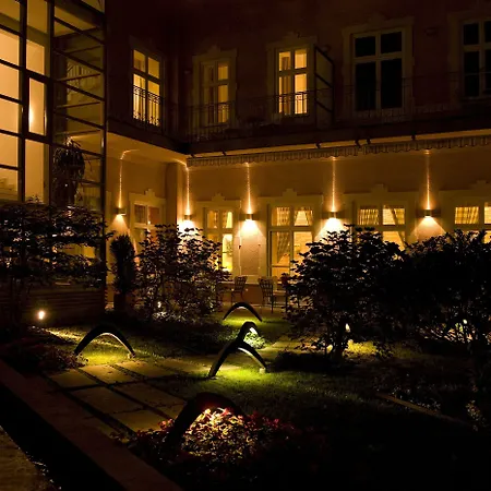 Mamaison Izabella 4* Budapest
