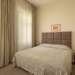 Mamaison Izabella Hotel