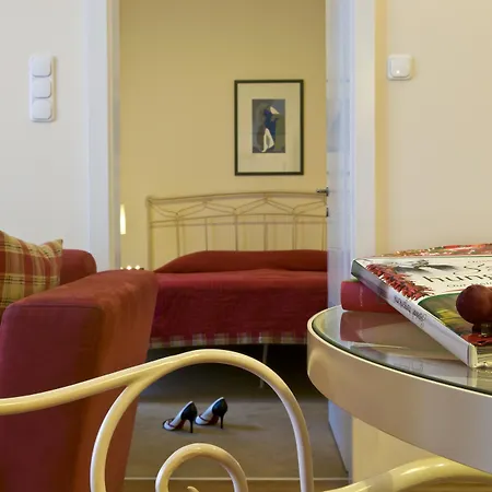 Hotel Mamaison Izabella 4*