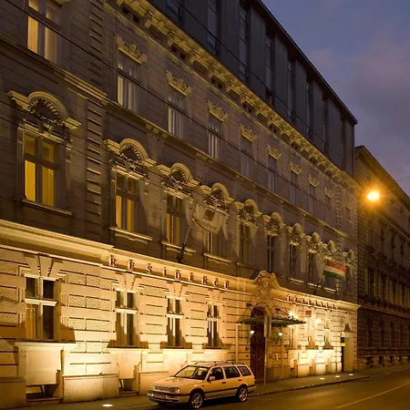Hotel Mamaison Izabella 4*