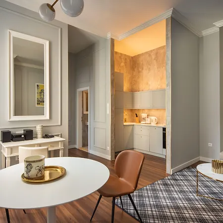 Mamaison Izabella Hotel