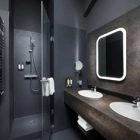 Hotell Mamaison Izabella 4*