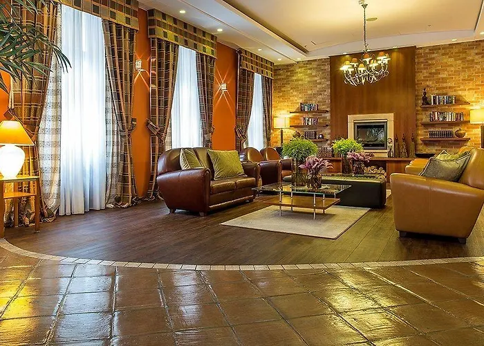 Mamaison Izabella 4*