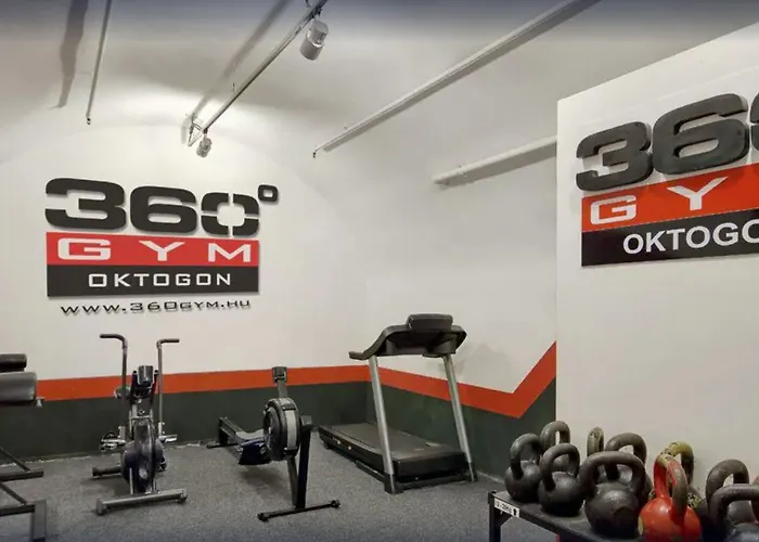 Mamaison Izabella Hotell 4*