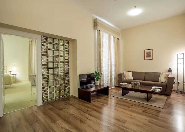 Mamaison Izabella Budapest