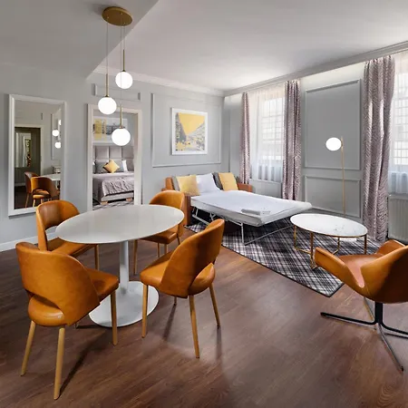 Mamaison Izabella Hotel