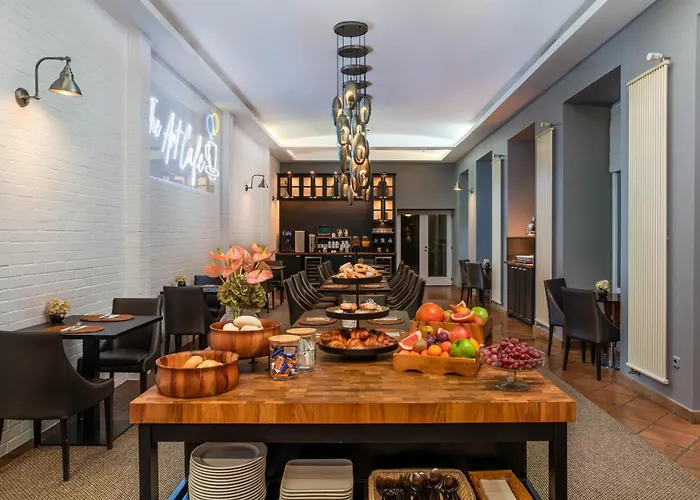 Mamaison Izabella Hotel