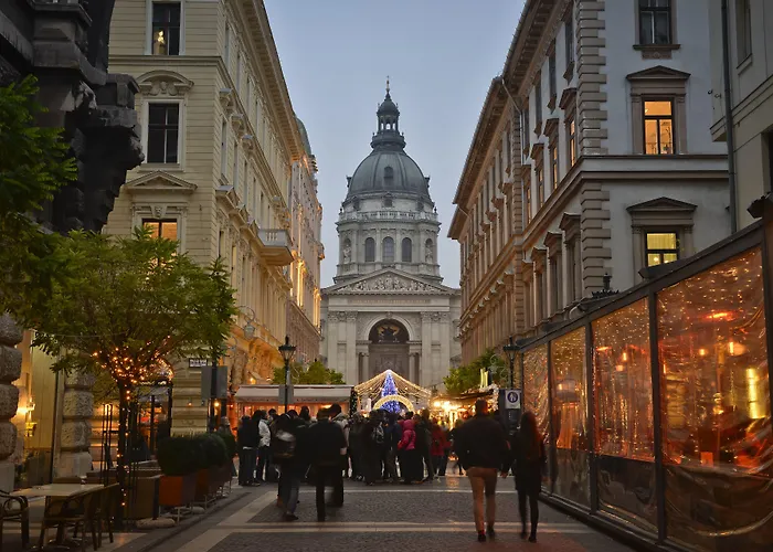 Mamaison Izabella 4*