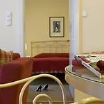 Hotel Mamaison Izabella 4*